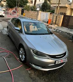 Chrysler 200